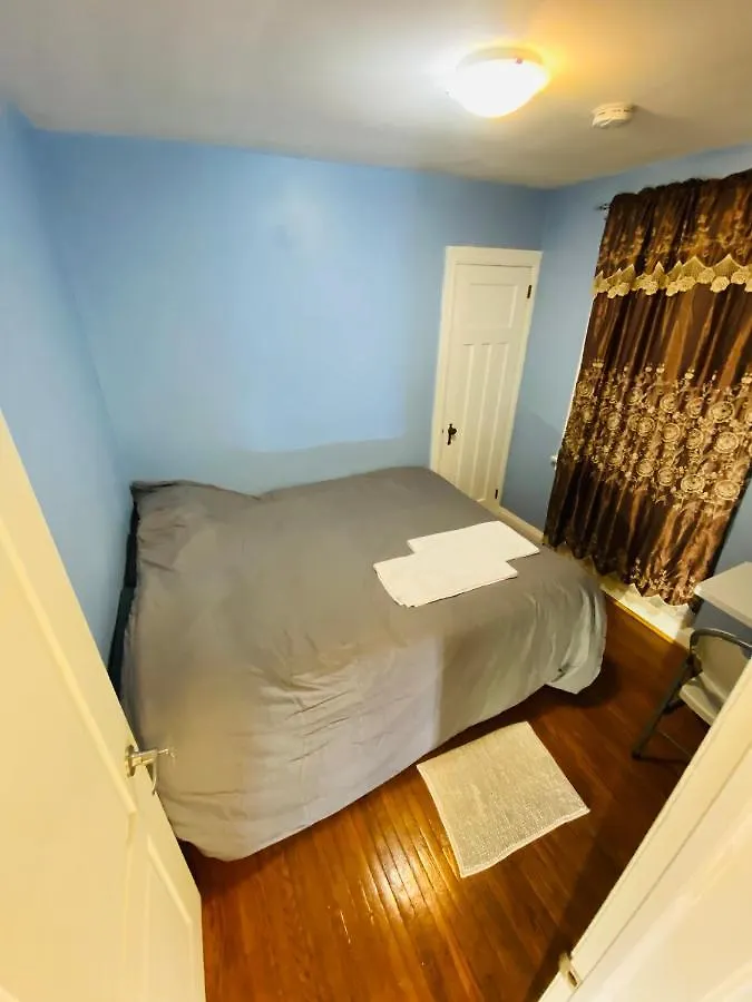 Bungalow 3 Bedrooms Space Share Toronto Canada 别墅